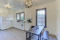 Historic Posh Upstairs Flat | Overton park - Image 4