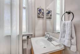 Vibrant Memphis Retreat | Steps from Local Spots - Image 5