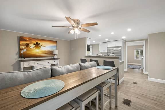 3BR Guest Escape w/ Pool & Theater - Image 2
