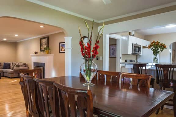 Lovely House near Downtown, Home away from Home! - Image 3